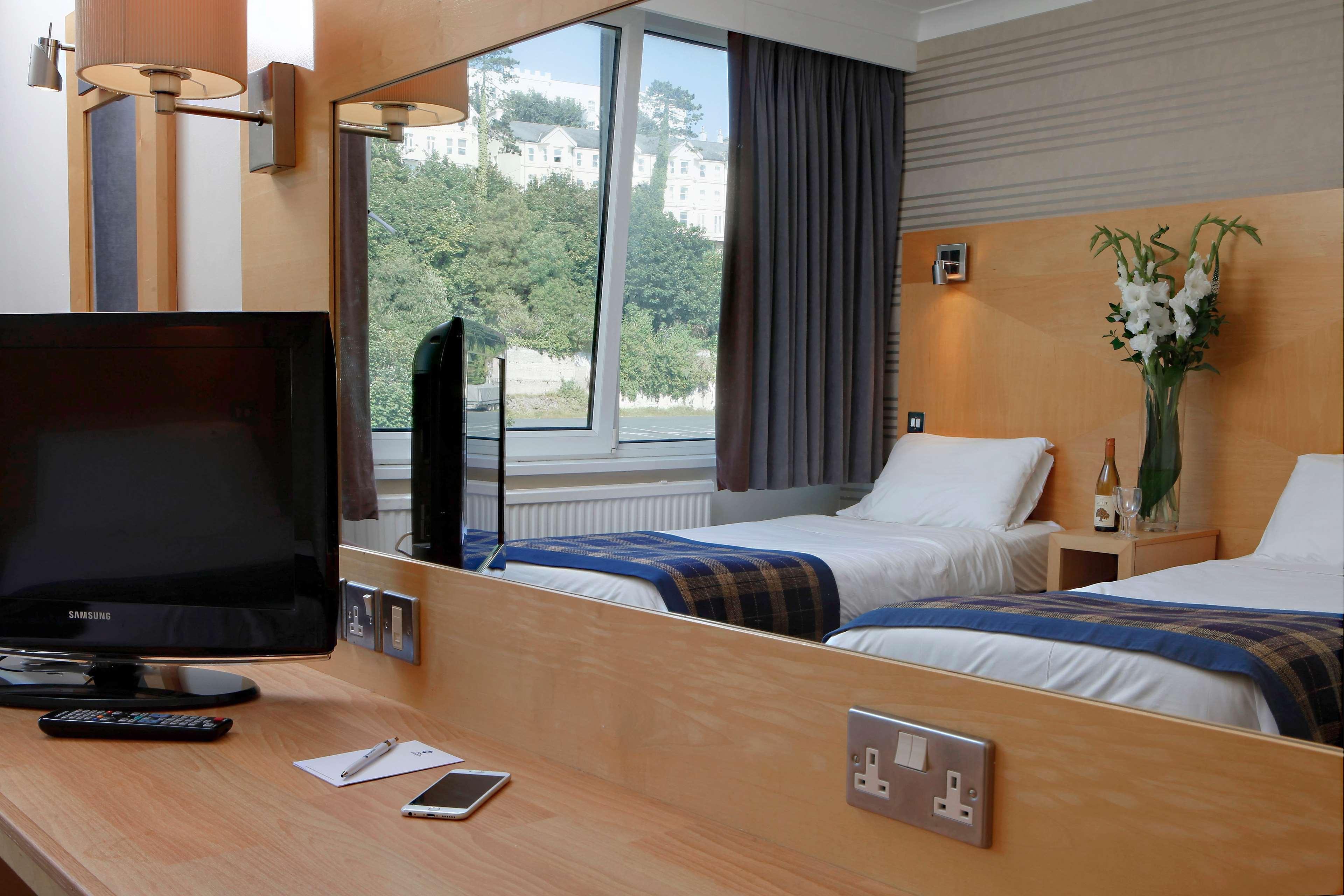 เบสต์ เวสเทิร์น พาเลซ โฮเต็ล แอนด์ กาสิโน Hotel ดักลาส ภายนอก รูปภาพ